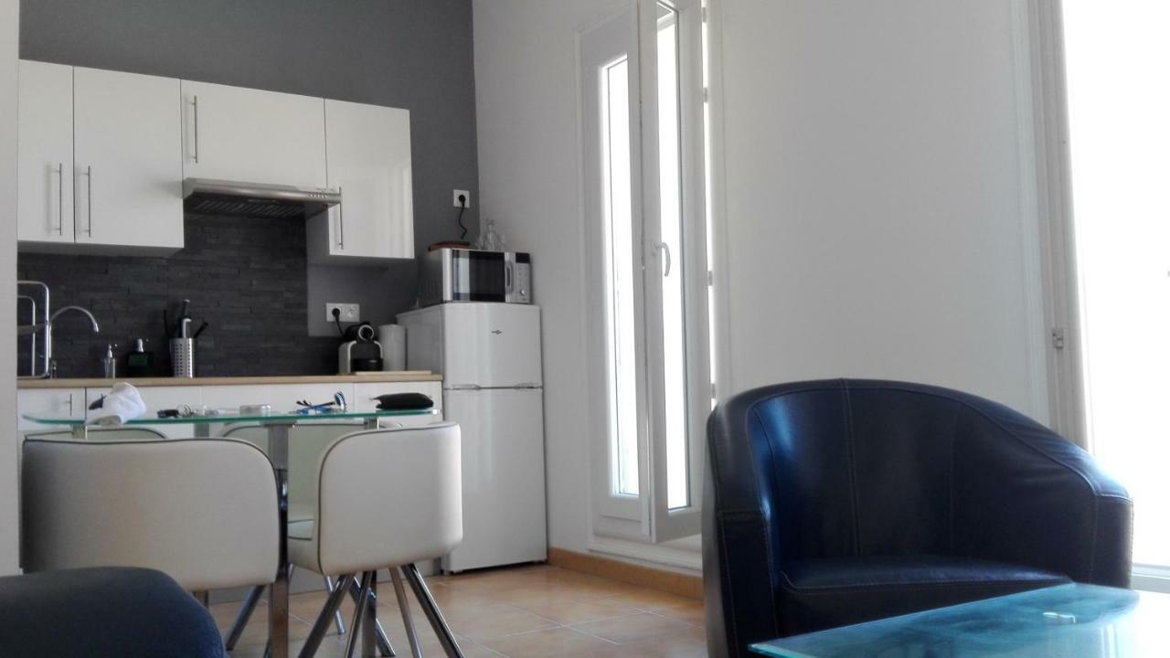 Le Montmorency Apartment Sete Exterior photo