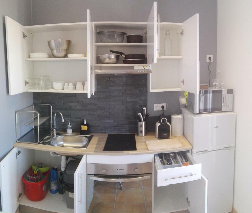Le Montmorency Apartment Sete Exterior photo