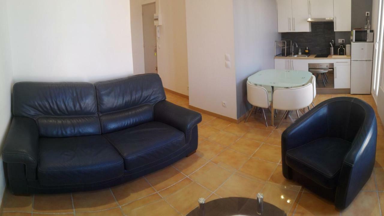 Le Montmorency Apartment Sete Exterior photo